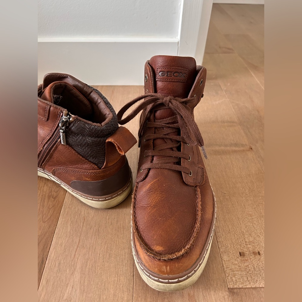Geox Brown Leather Boots with Side Zipper